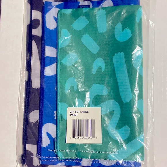 NWT BAGGU PAINT Large Zipper Set Discontinued Patterns and Product - Picture 3 of 4